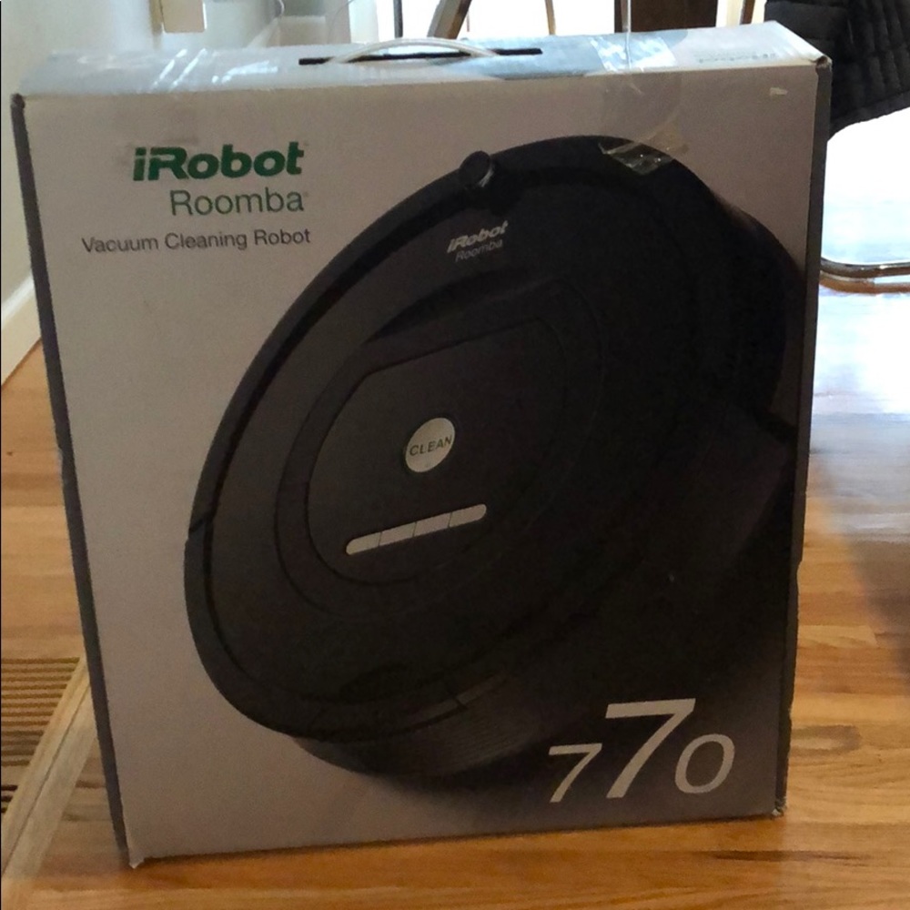 Roomba 770 with docking station